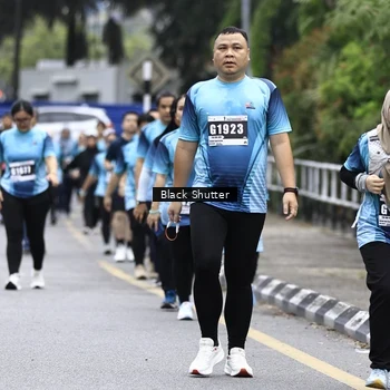 Runner Photo 8916799