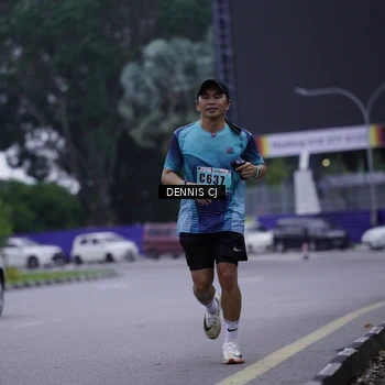 Runner Photo 8916808