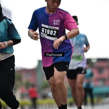Runner Photo 8916812