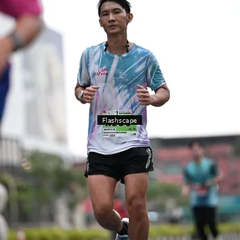 Runner Photo 8916827