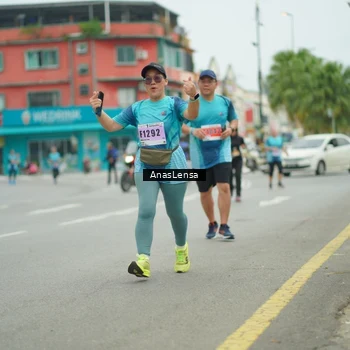 Runner Photo 8916837
