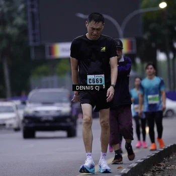 Runner Photo 8916838