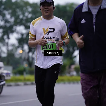 Runner Photo 8916890