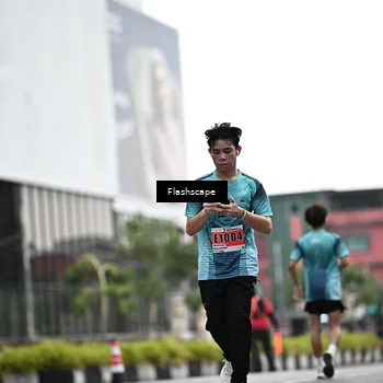 Runner Photo 8916896