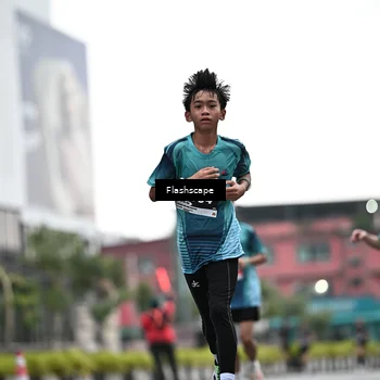 Runner Photo 8916924