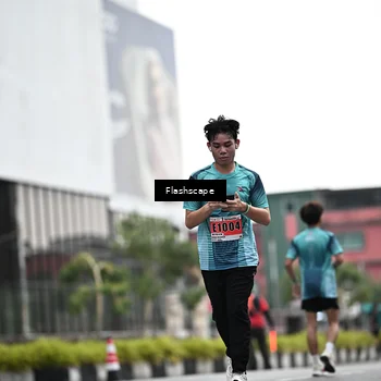 Runner Photo 8916945