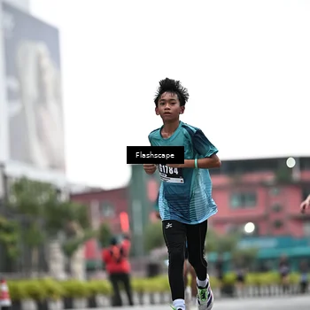 Runner Photo 8916963