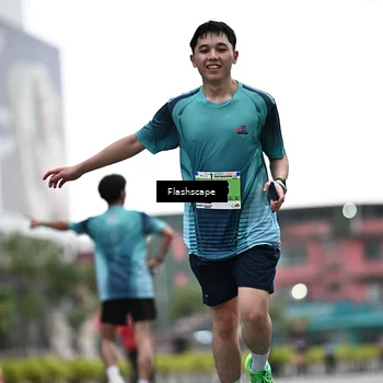 Runner Photo 8916965