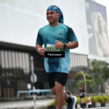 Runner Photo 8917051