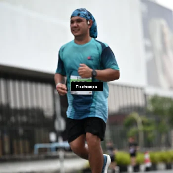 Runner Photo 8917076