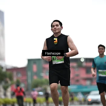 Runner Photo 8917093