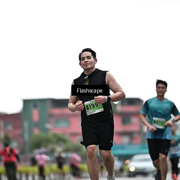 Runner Photo 8917097