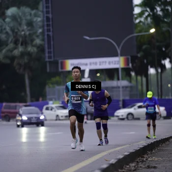 Runner Photo 8917147