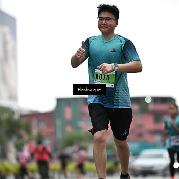 Runner Photo 8917192