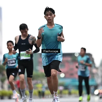 Runner Photo 8917355