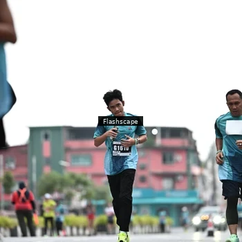 Runner Photo 8917367