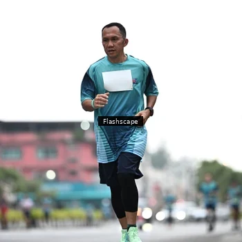 Runner Photo 8917406