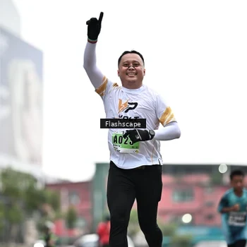 Runner Photo 8917431