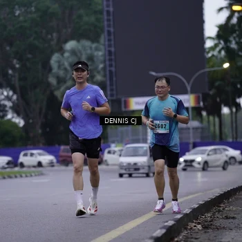 Runner Photo 8917443