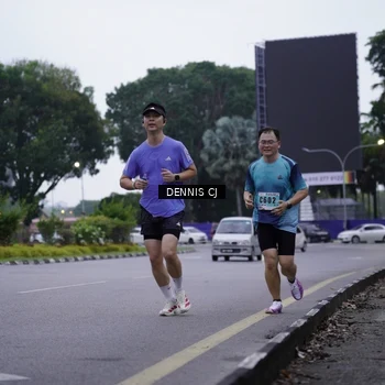 Runner Photo 8917450