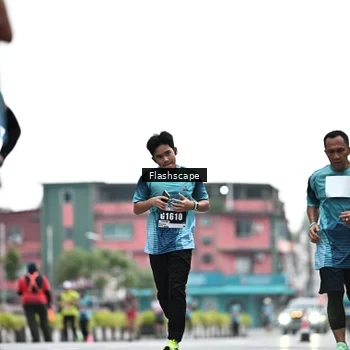 Runner Photo 8917490