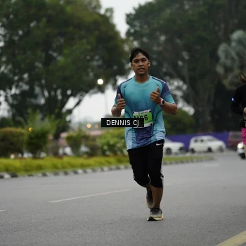 Runner Photo 8917535