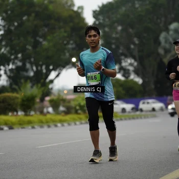 Runner Photo 8917545