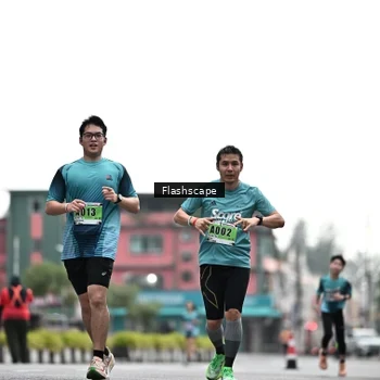 Runner Photo 8917550