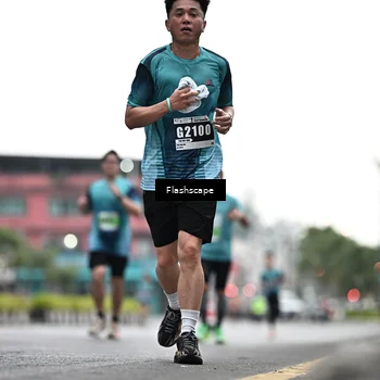 Runner Photo 8917573