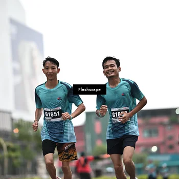 Runner Photo 8917753