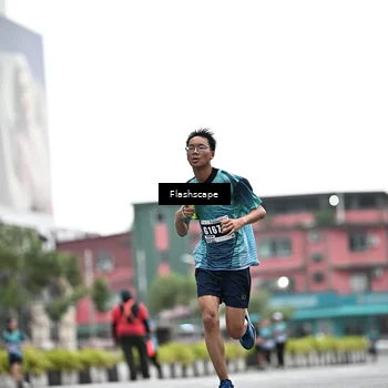 Runner Photo 8917783