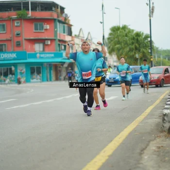 Runner Photo 8917973