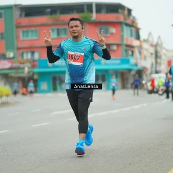 Runner Photo 8918002