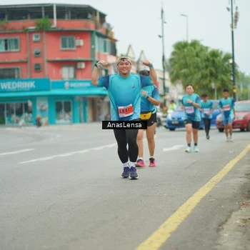 Runner Photo 8918085