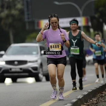 Runner Photo 8918124