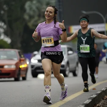 Runner Photo 8918140