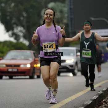 Runner Photo 8918171