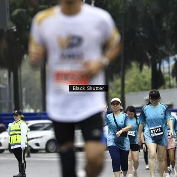 Runner Photo 8918192