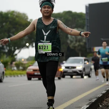 Runner Photo 8918201