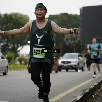 Runner Photo 8918211