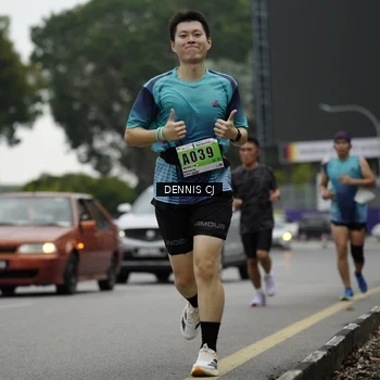 Runner Photo 8918234
