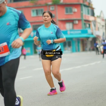 Runner Photo 8918255