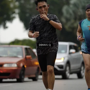 Runner Photo 8918273