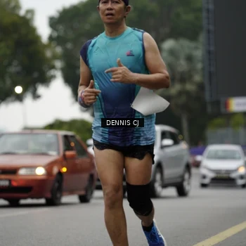 Runner Photo 8918311