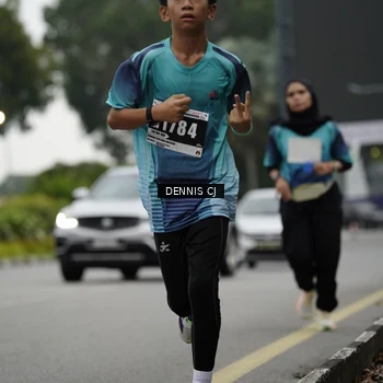 Runner Photo 8918530