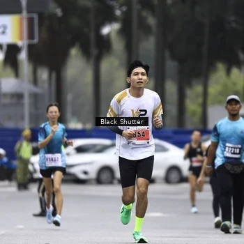Runner Photo 8918558