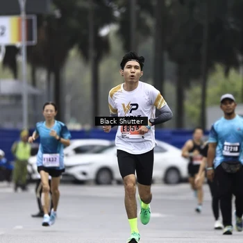 Runner Photo 8918598