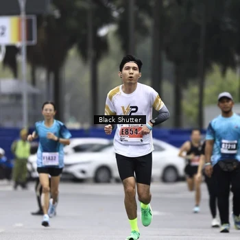 Runner Photo 8918601