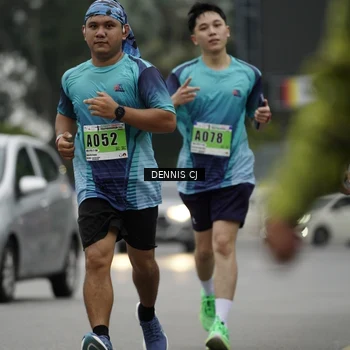 Runner Photo 8918616