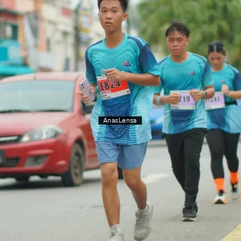 Runner Photo 8918617